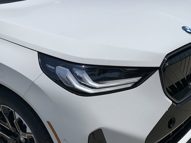 Vehicle image 30 of 37