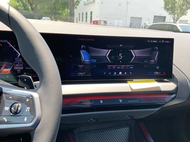 Vehicle image 36 of 37