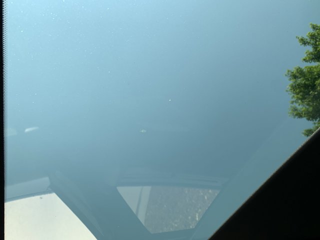 Vehicle image 34 of 37