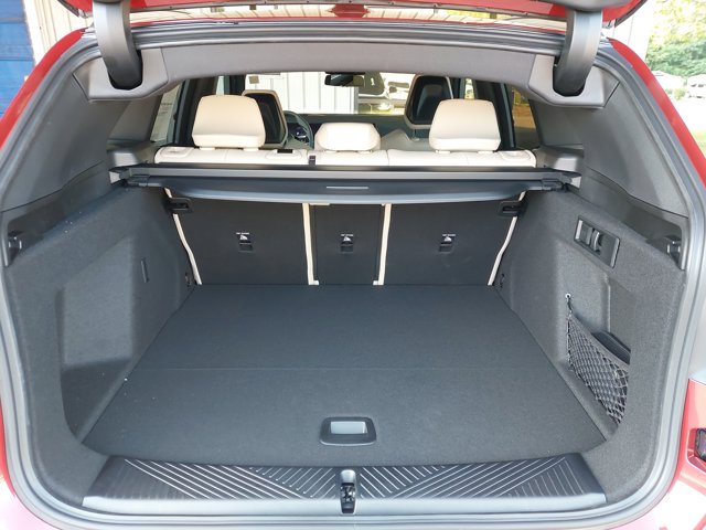 Vehicle image 12 of 39
