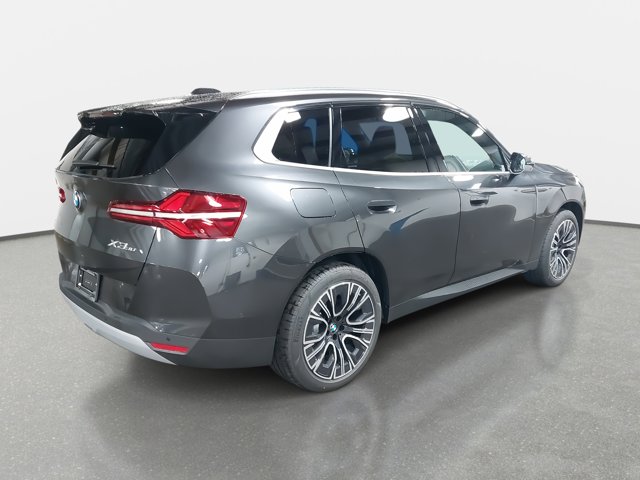 Vehicle image 5 of 37
