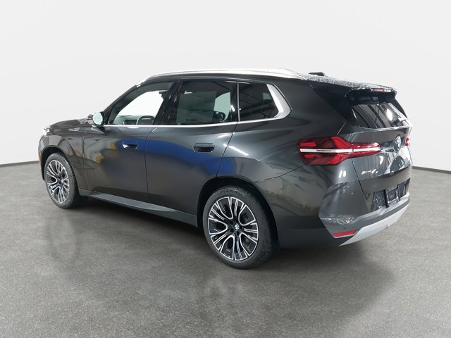 Vehicle image 7 of 37
