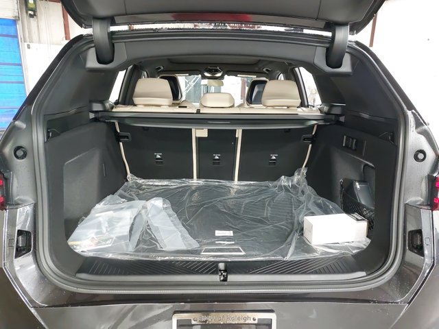 Vehicle image 12 of 37