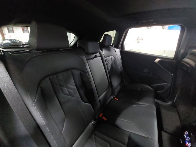 Vehicle image 15 of 38