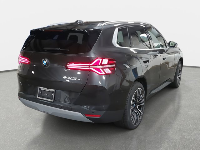 Vehicle image 5 of 38