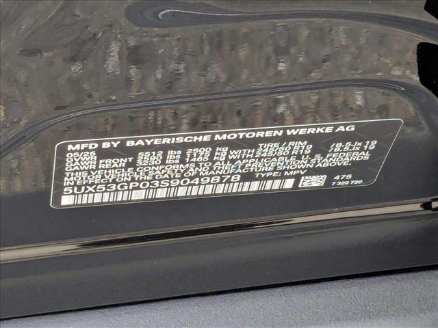 Vehicle image 14 of 18