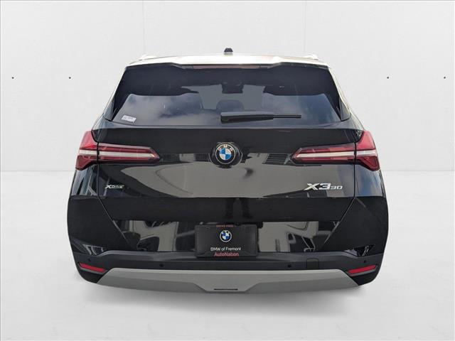 Vehicle image 4 of 18