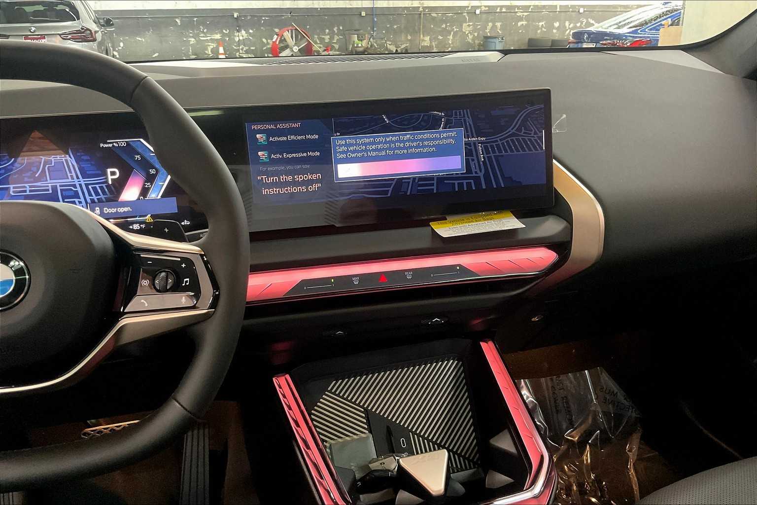 Vehicle image 17 of 33