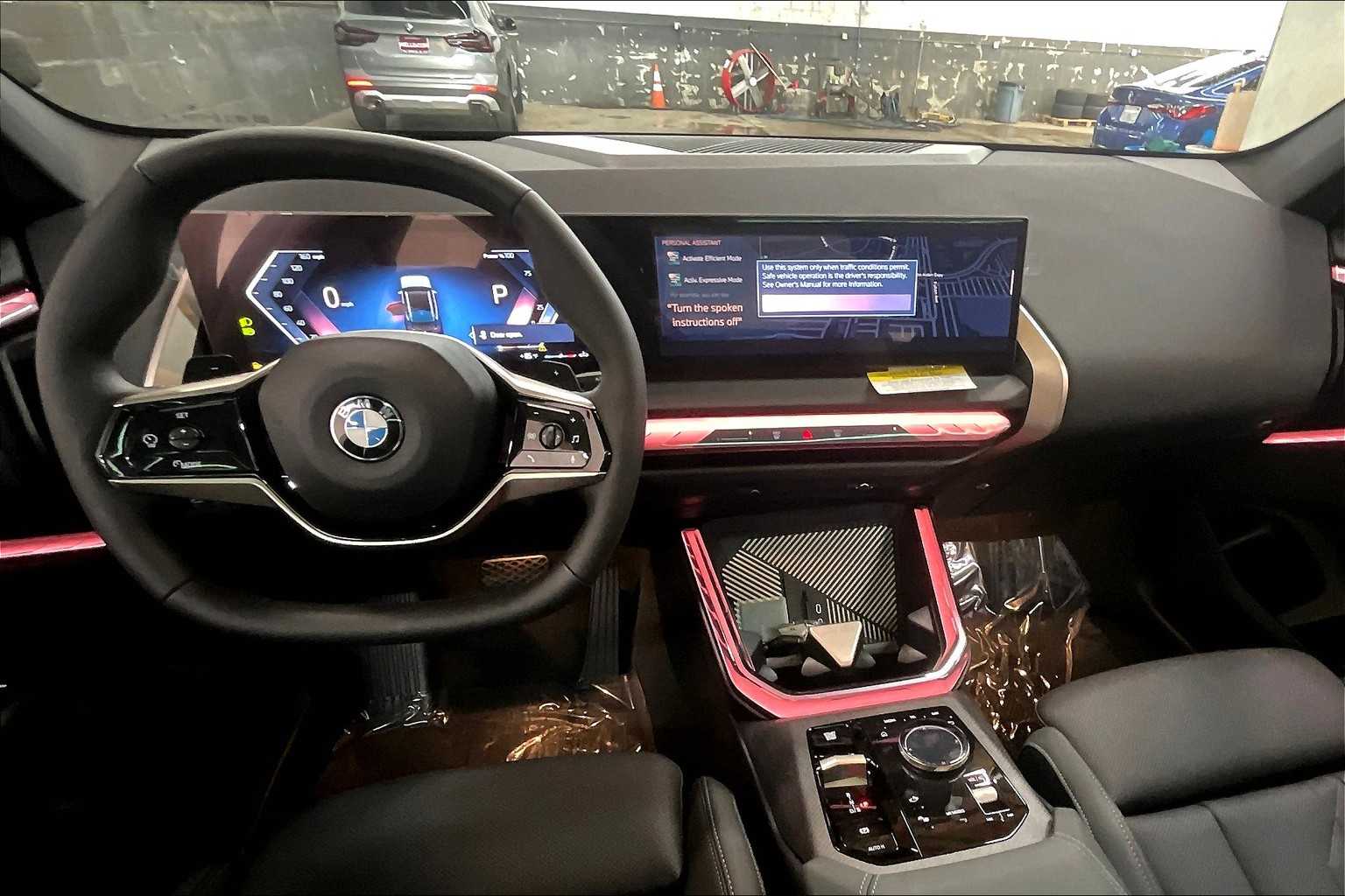 Vehicle image 14 of 33