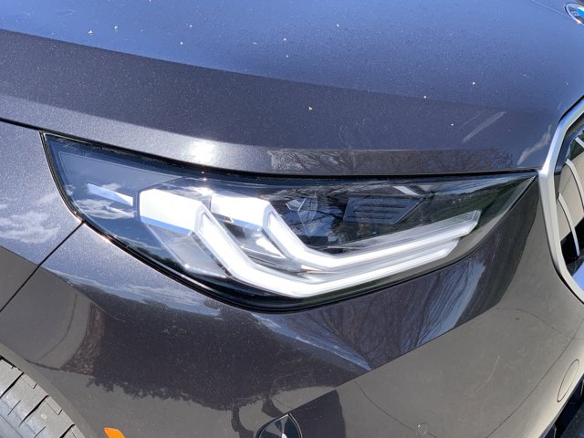 Vehicle image 28 of 37
