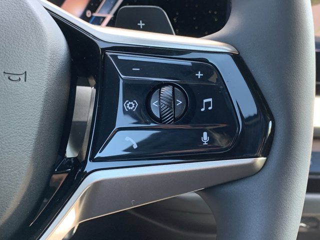 Vehicle image 37 of 37