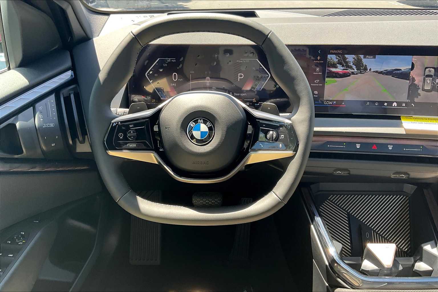 Vehicle image 15 of 31