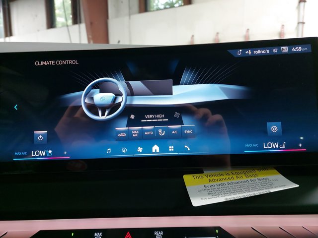 Vehicle image 24 of 38
