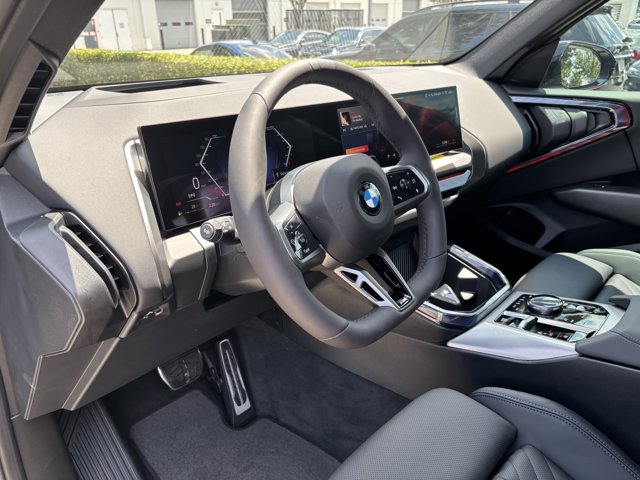 Vehicle image 17 of 37