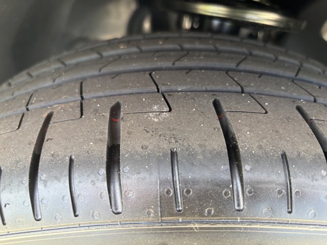 Vehicle image 34 of 37