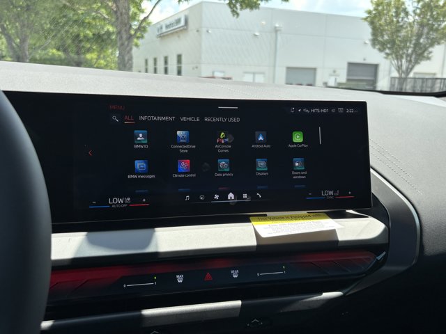 Vehicle image 23 of 37
