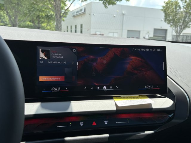 Vehicle image 22 of 37