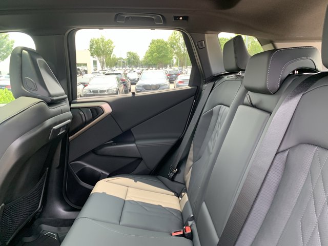 Vehicle image 12 of 37