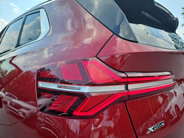 Vehicle image 13 of 39
