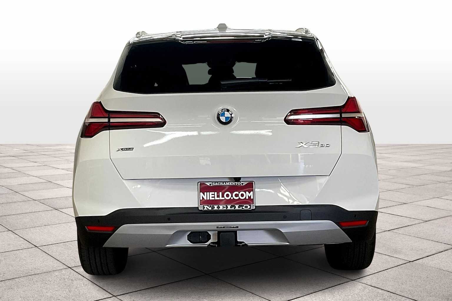 Vehicle image 6 of 35