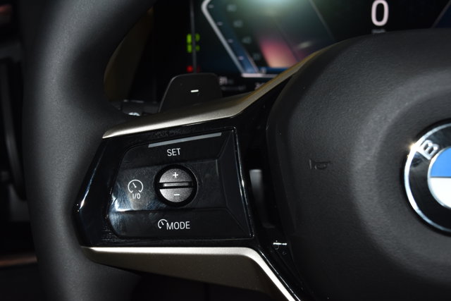 Vehicle image 12 of 27