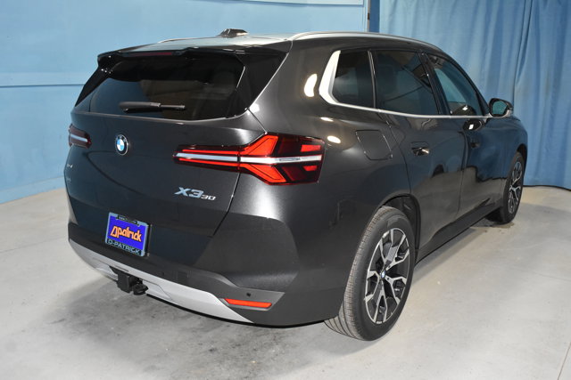 Vehicle image 4 of 27