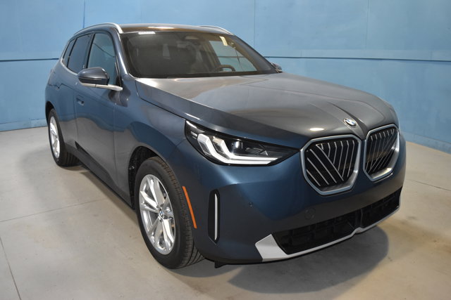 Vehicle image 2 of 28