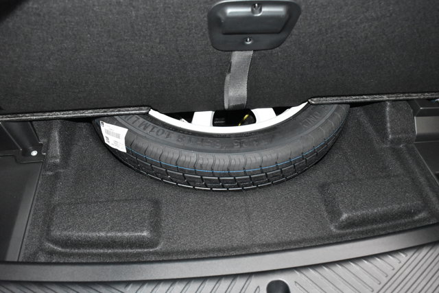 Vehicle image 27 of 28