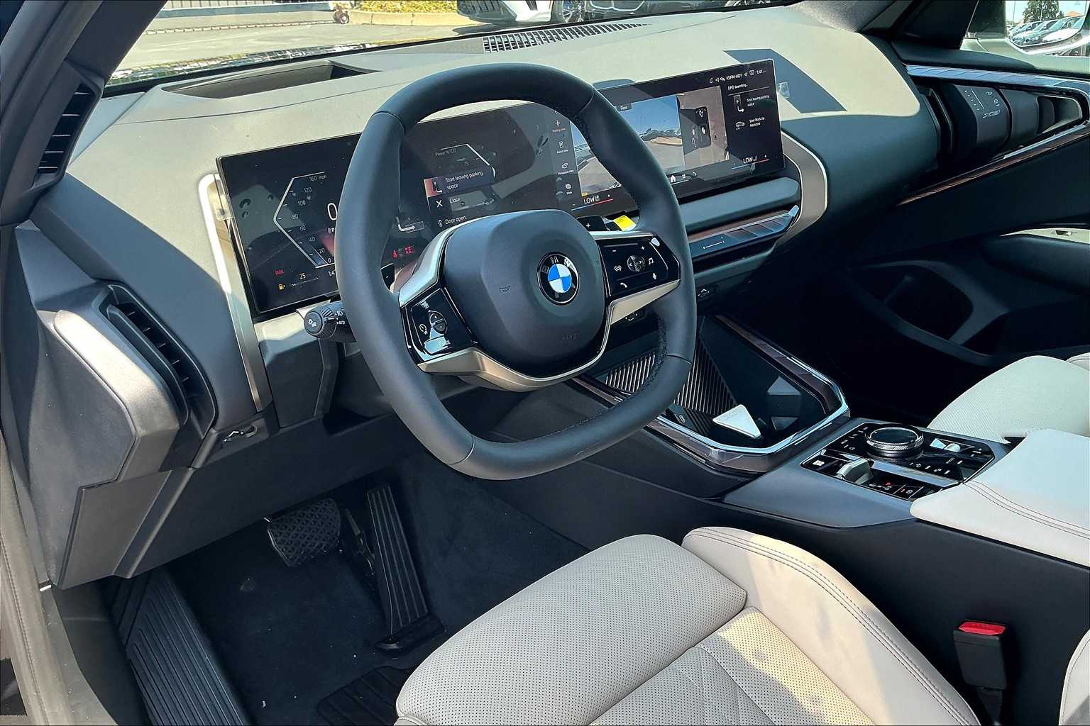 Vehicle image 8 of 36