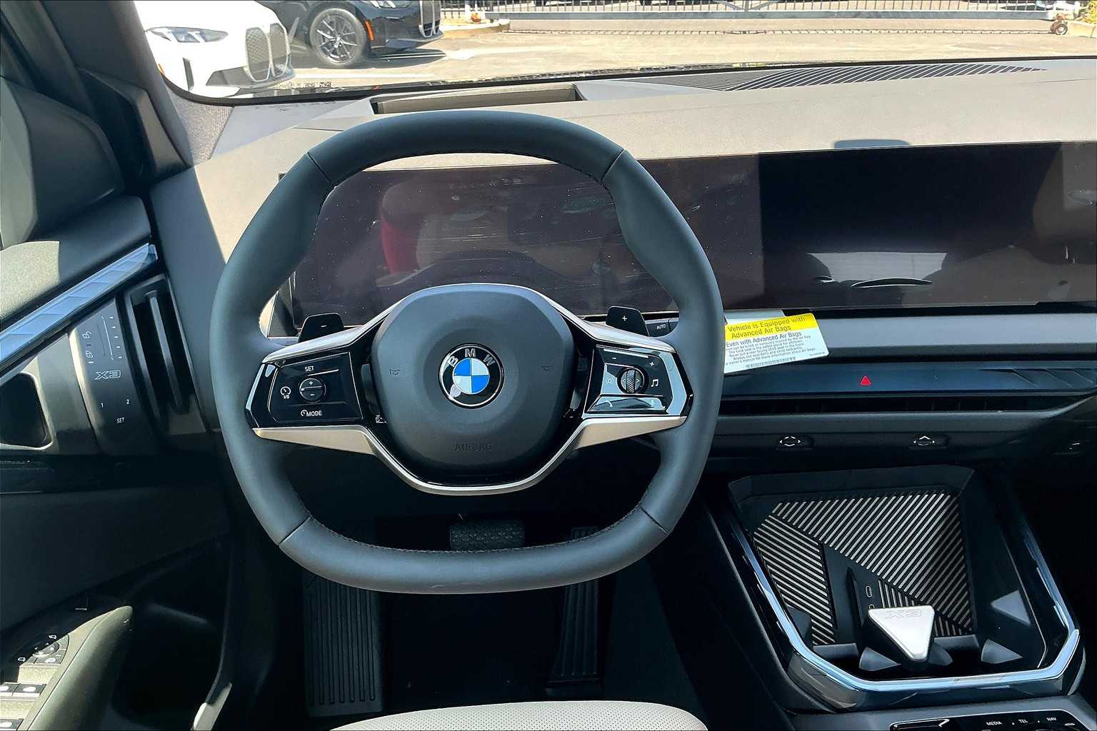Vehicle image 15 of 36