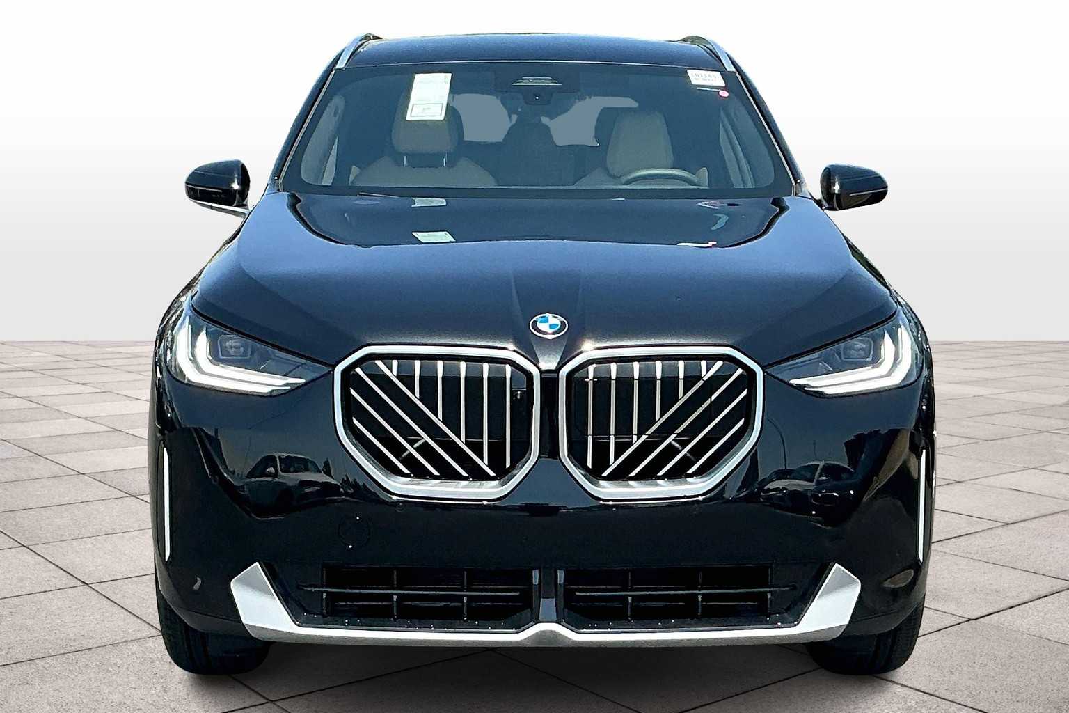 Vehicle image 2 of 36