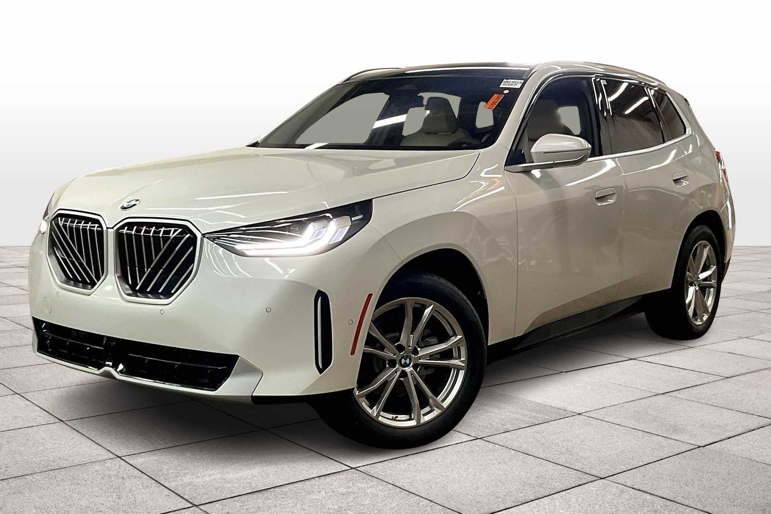 Vehicle image 1 of 32