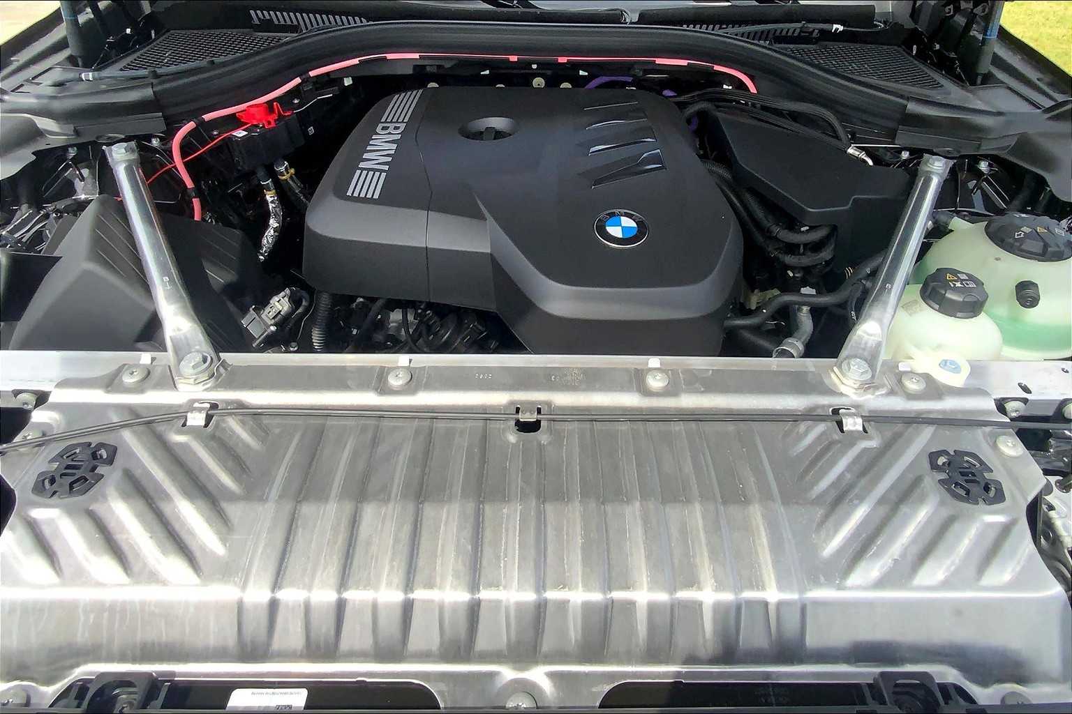 2025 BMW X3 30 xDrive Image 7 of 19