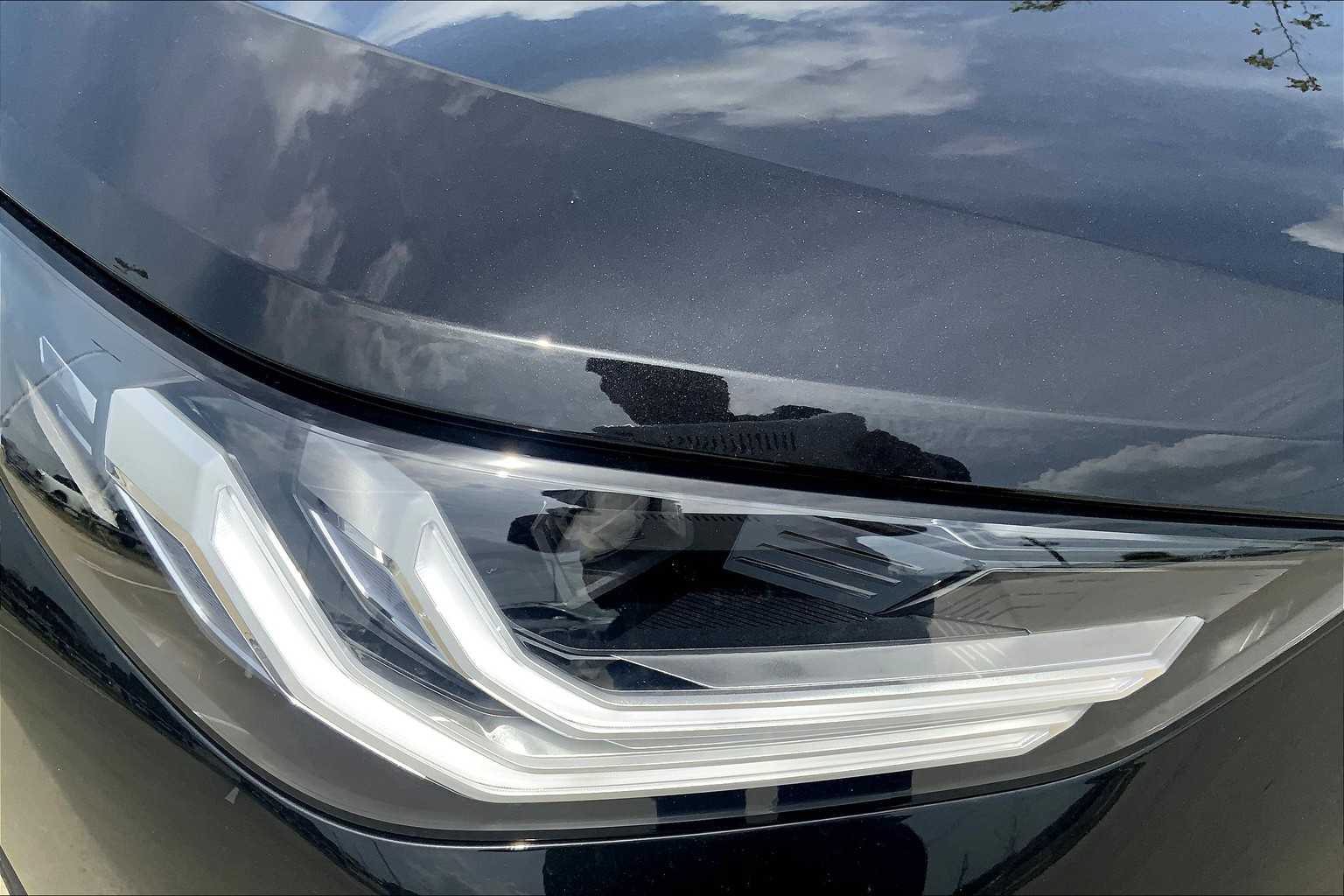 2025 BMW X3 30 xDrive Image 16 of 19