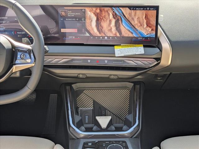 Vehicle image 17 of 17