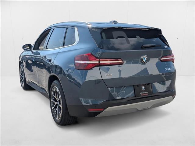 Vehicle image 6 of 17