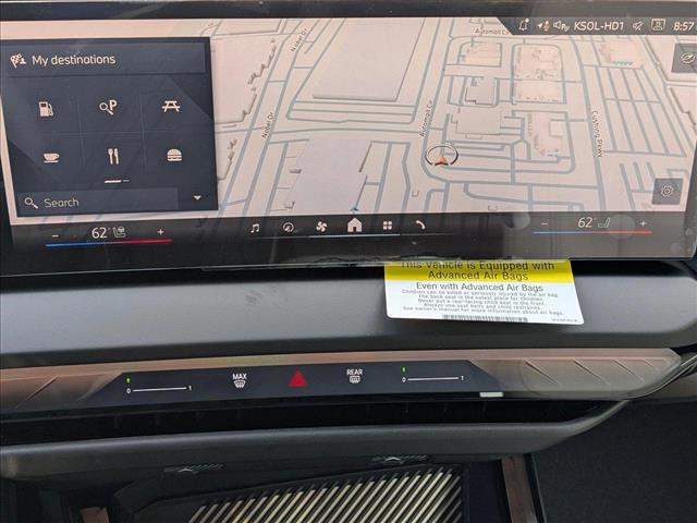 Vehicle image 9 of 18