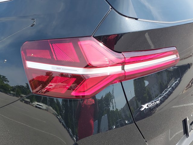 Vehicle image 36 of 38