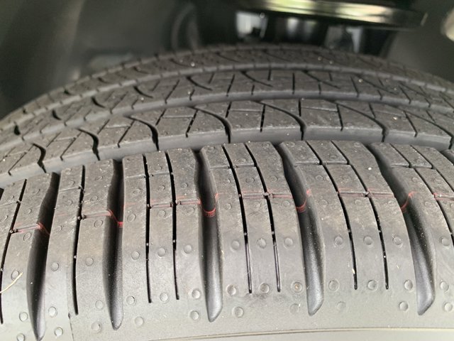 Vehicle image 12 of 37