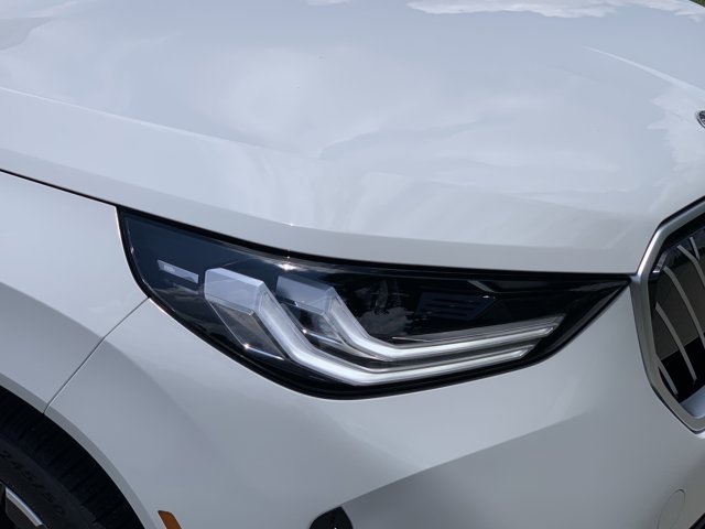 Vehicle image 28 of 37
