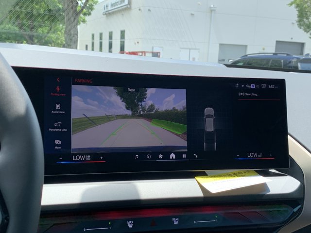 Vehicle image 23 of 37