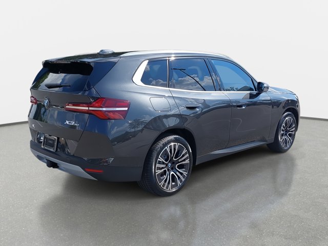 Vehicle image 5 of 39