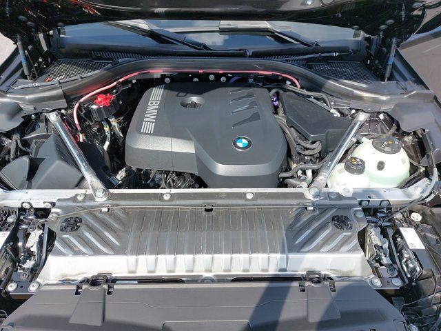 Vehicle image 9 of 39