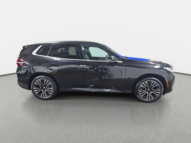 Vehicle image 4 of 38