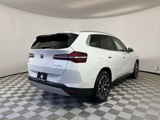 Vehicle image 5 of 26