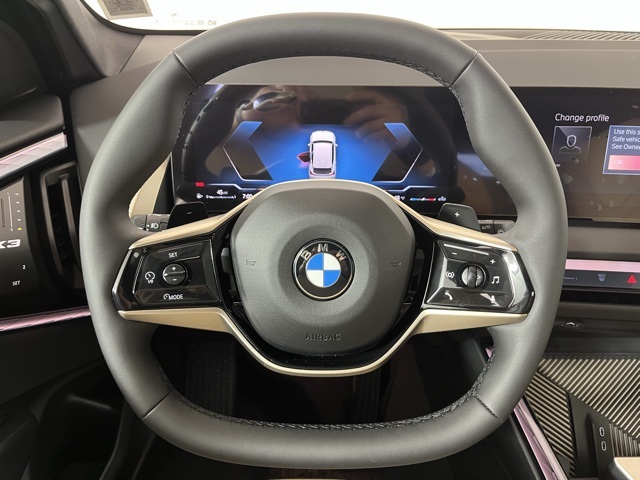 Vehicle image 12 of 26
