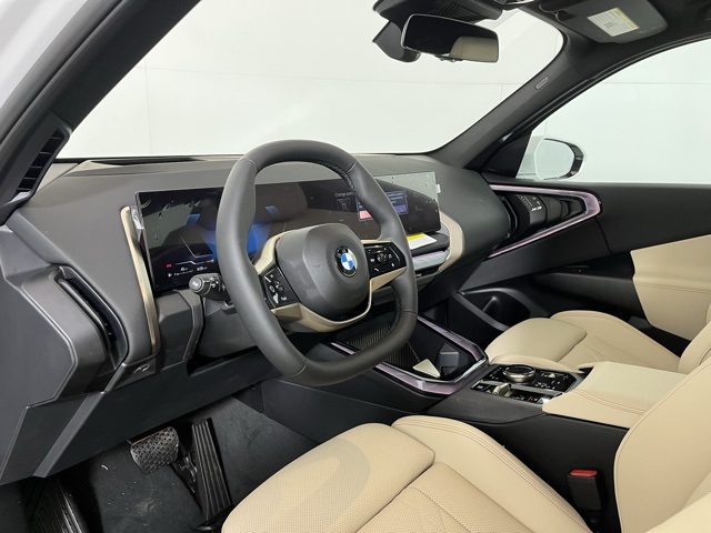 Vehicle image 9 of 26