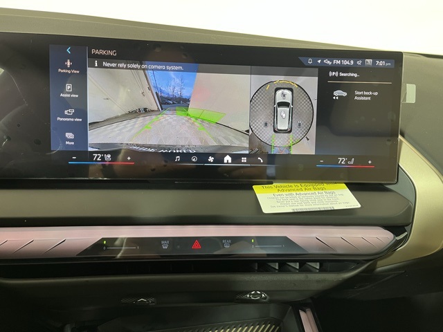 Vehicle image 17 of 26