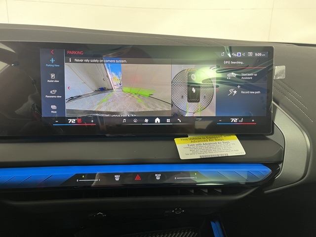 Vehicle image 17 of 27