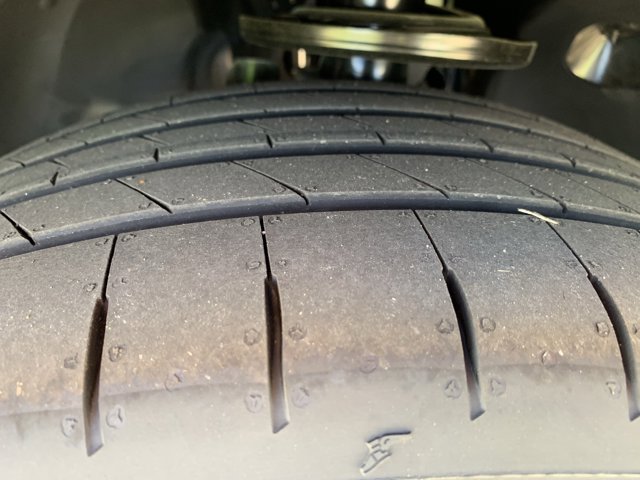 Vehicle image 11 of 37